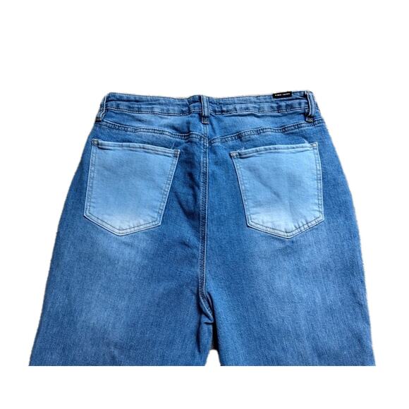 Women's Almost Famous Wide Leg Jeans, Size 13, Bell Bottom, Colorblock - Picture 3 of 5